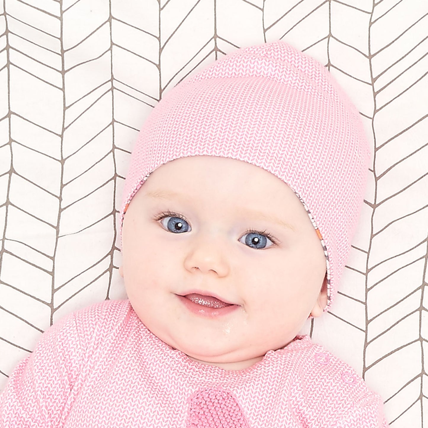 HAT - BABY - PINKS - REVERSIBLE - BARRIE